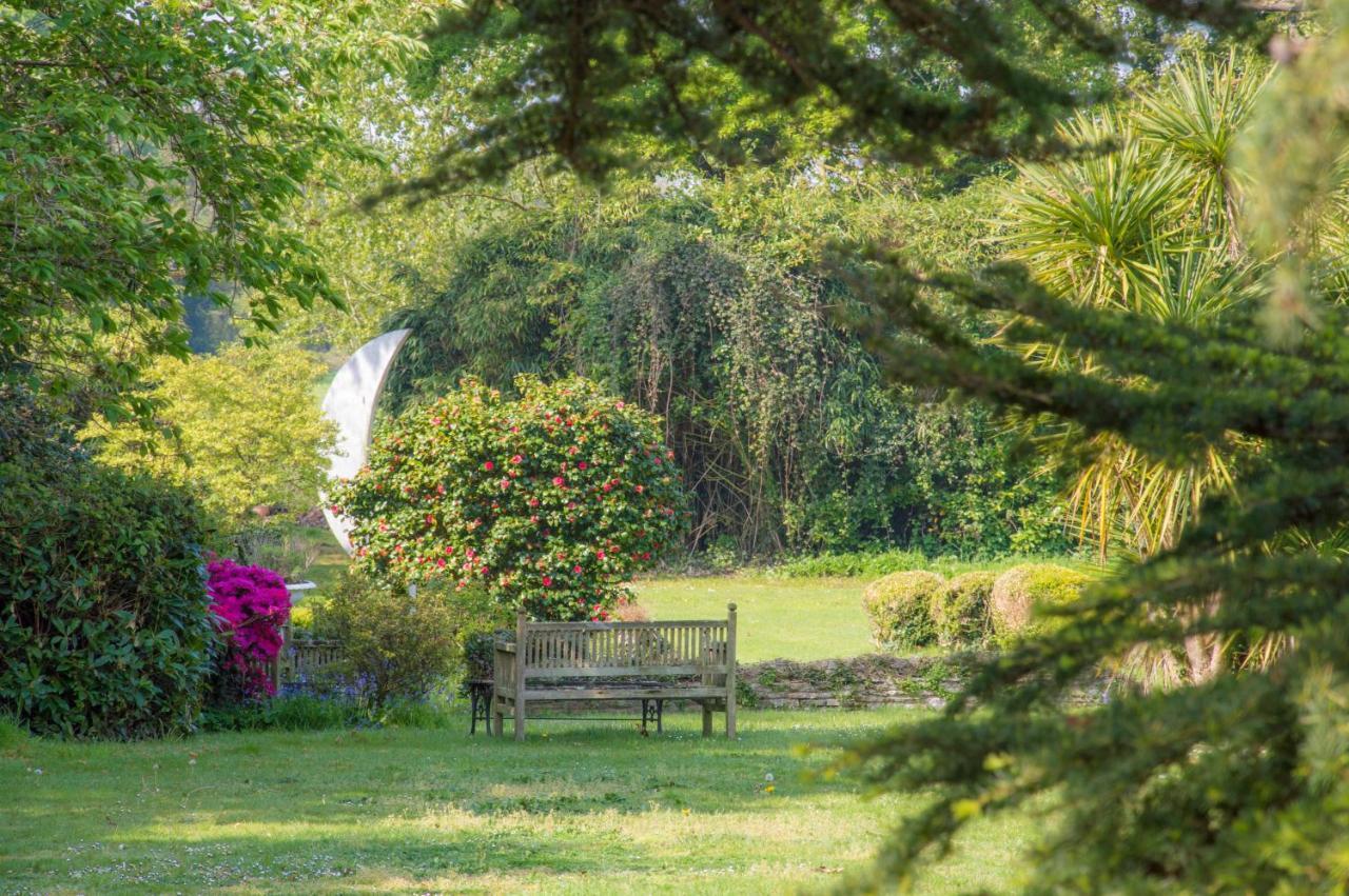 Burton  Cedar House Boutique B&B المظهر الخارجي الصورة