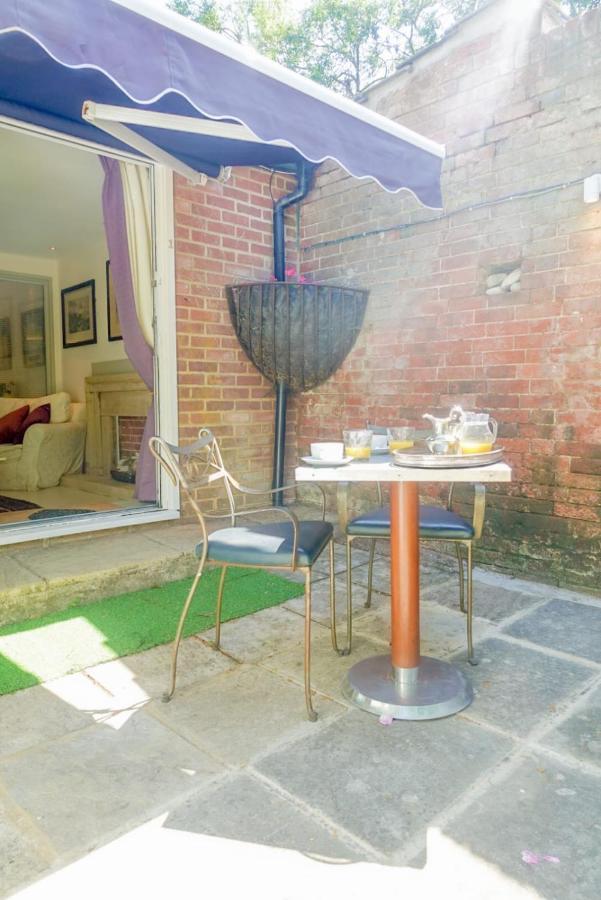 Burton  Cedar House Boutique B&B المظهر الخارجي الصورة